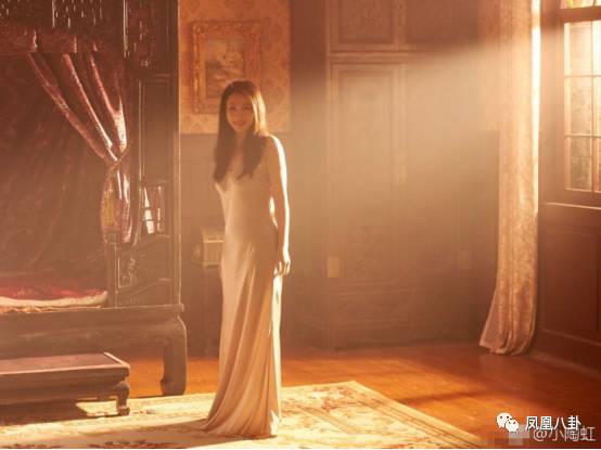 �պ���۾���ʲô��Ϊʲô�᰼̫�ѿ� С�պ�˫��Ƥ��ô���¸��