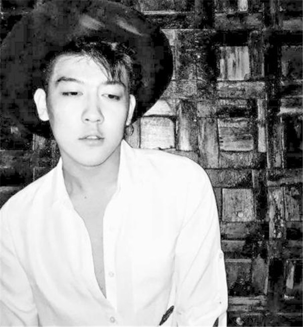 ����Ϊʲô��ǩ��˼�� ��˼��Ϊʲô�д��������������������˭