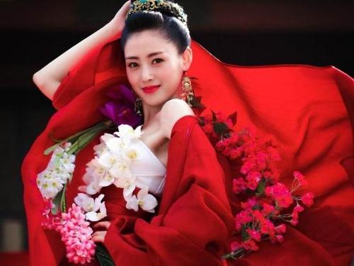 ��Ա���찮��������Ϲ�����־ǰ����˭ ���찮����־��������