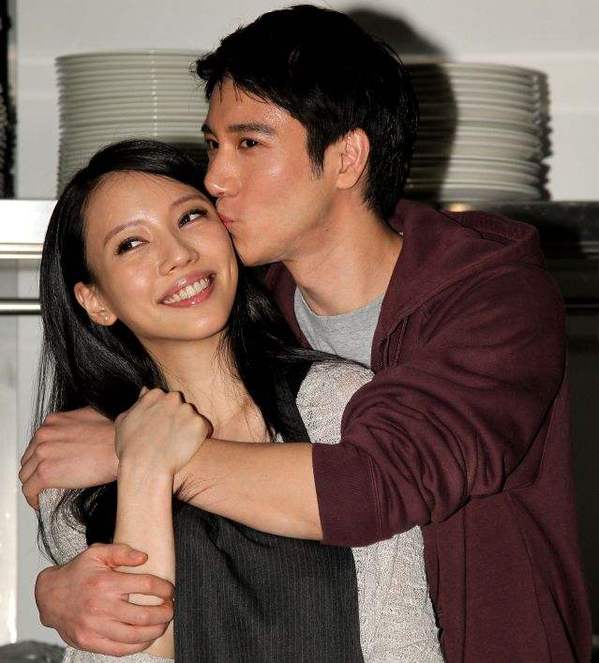 ��������ô׷����������ô��ʶ�� �����ٸ��������˵ü�ͥ����