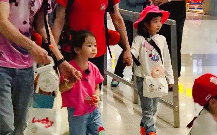 �ƹ���Ů�������عⱻ����˵�� ��ݺ���׻ƹ����׻���������