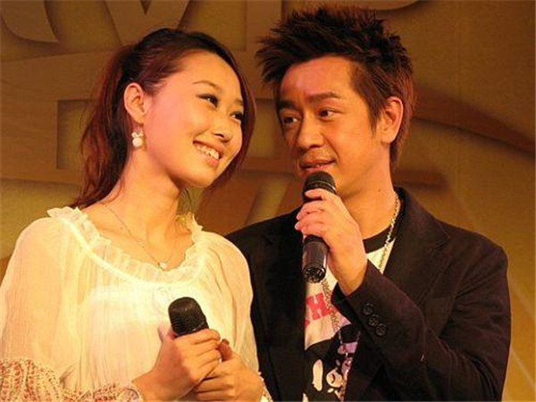 �º���ǿ�ǳ¼λ��¼�����ͼ �º���Ϊʲô�����е����ж�ɫ��״