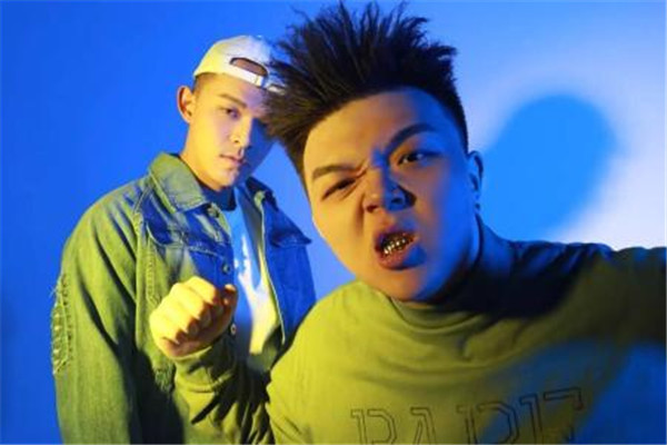 ɳĮ�ֵܳ��Ƴ�Ա�м�������˭ ɳĮ�ֵ�Ϊʲô��dmob��ʲô��˼