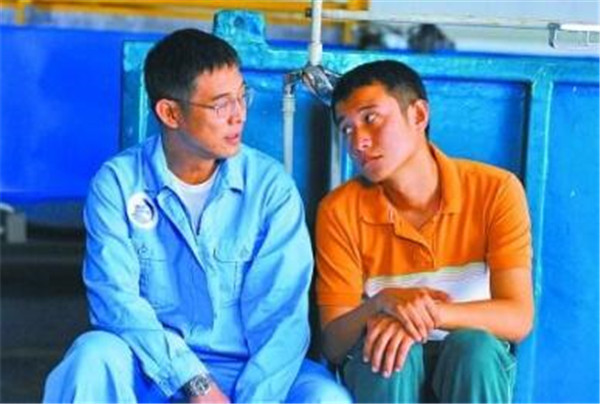 �����������ܵĶ�����ʲô��ϵ �������м��������ĸ�Ů��ͼƬ��