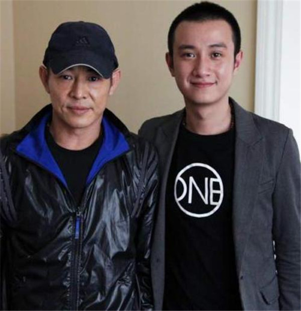 �����������ܵĶ�����ʲô��ϵ �������м��������ĸ�Ů��ͼƬ��