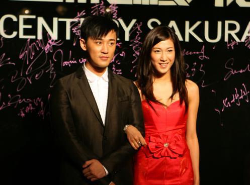 林峰是不是真的追钟嘉欣四年在一起过吗 林峰钟嘉欣为何分手