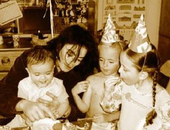 ���˶��ܿ�ѷ�ĺ�������������Ϊʲô�ǰ��� ���˶��ܿ�ѷ�Ķ�Ů