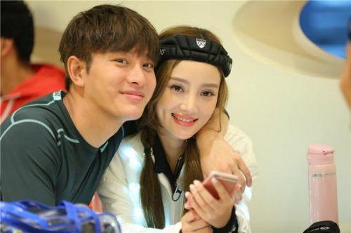 ��ݿ��������˭����С�ʲô��ϵ ��ܰ�˾˸�ݿ��΢�����ϱ���ͼ