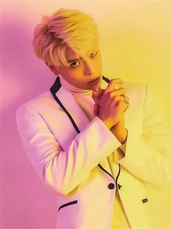 金钟铉为什么提到鹿晗关系好吗 鹿晗本来要加入shinee是真的吗