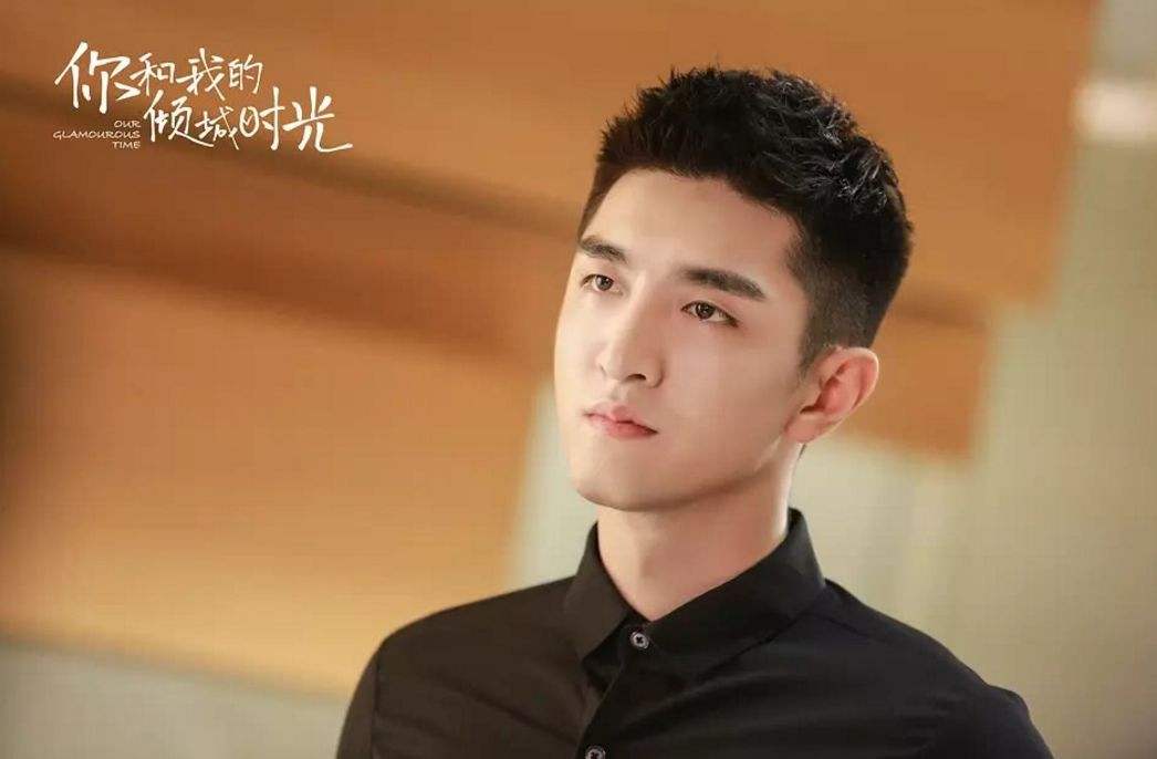 ����ϰ��ǻƱ�������ӱ ���΢��ɾ��ȡ������ӱ��¶��ʵ��ϵ