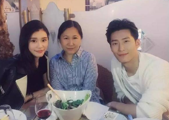 ��������Ů������˭ �����ë����ḻ�а����񱴦Ů���