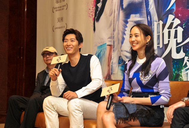 窦骁的现任女朋友是谁 窦骁胸毛生活丰富有爱情洁癖处女情结