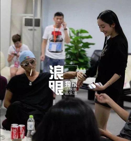 谢霆锋否认与杨幂恋情什么时候在一起过 谢霆锋杨幂天涯论坛八卦