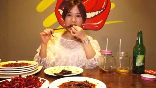 ���Ӿ����ϴ���Խ��Խ�����ͱ仯 ���Ӿ�����֤�ݳԱ���չʾ����