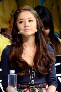 ������΢������ǰ����Ƭ ������Ů������˭