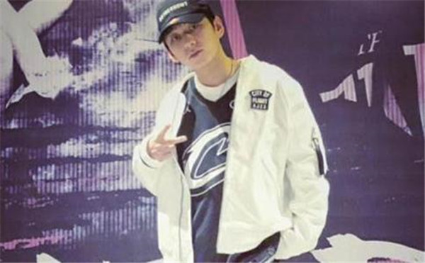 ��ΰΪ�νк�����үʲô��ϵ ����Ϊʲô�����ȵ�20�귢����ʲô