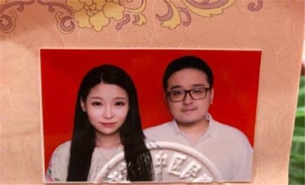 孙亚龙老婆慧慧多大了什么来历 笑笑老婆慧慧为什么离婚出轨了吗