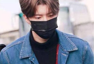 范丞丞退出乐华是真的吗 范丞丞签了乐华多少年为什么杜华不捧他