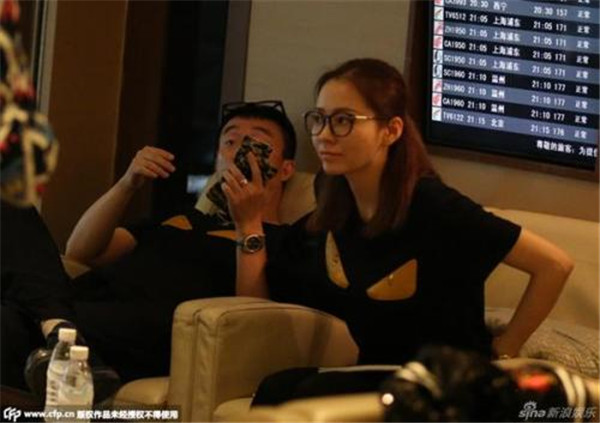 ����ǰ����������˭��Ƭ���� ����ǰ���׶Ȼ�Ӧ���������ӱϴ��