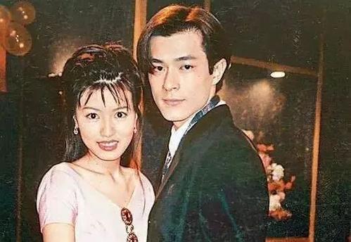 古天乐有多爱黄纪莹 古天乐还在养着黄纪莹信用卡古天乐还真的吗