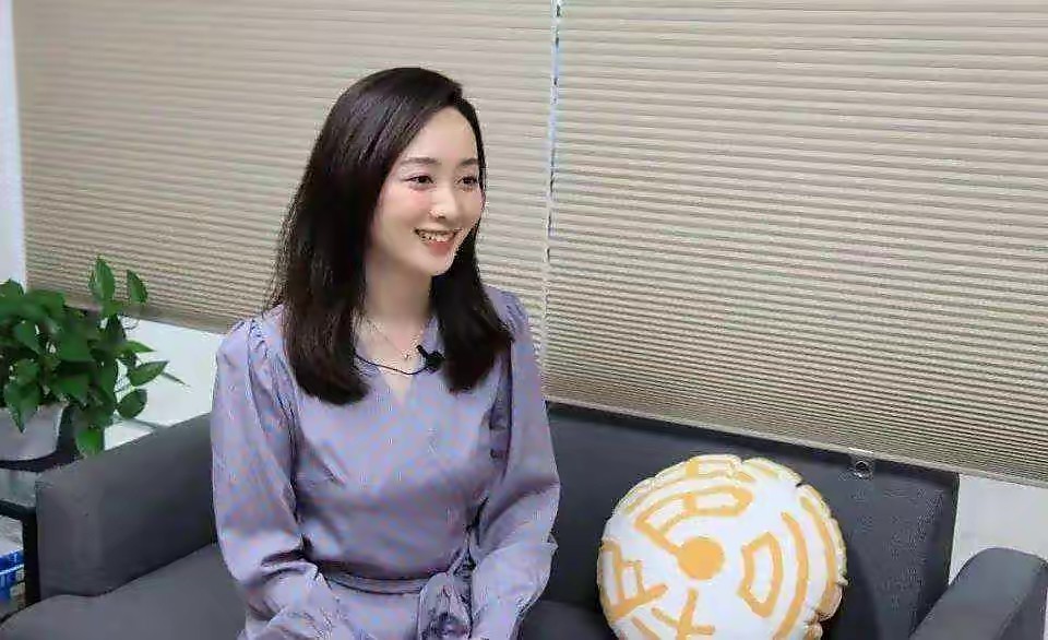 ���λ����90����Ů�����˸�����ò˫ȫ ����˲�������˶�����˼