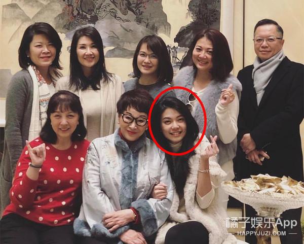 第一国民老公汤珈铖的灰姑娘是陈薇巧吗 陈薇巧是富二代背景很硬