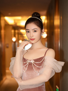 ������Ҧ���ļ�ͥ���� Ҧ�����Ǹ�������ĸ��˭��ʲô��