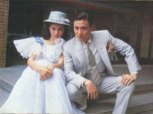 ����������Ĺ��£�����ҵ������������� ����ΰ˵���������