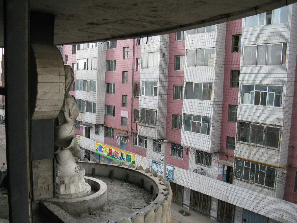 吉林公主岭鬼楼诡秘八楼实拍观音像镇得住 公主岭鬼楼为什么不拆