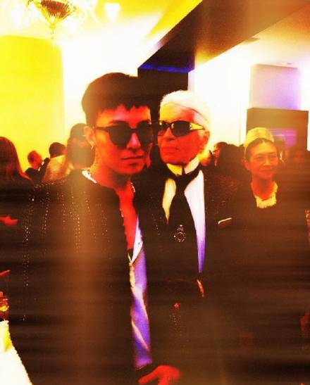 ���ζ��Ϸ�ү��Ȩ־��ʲô��ϵ �Ϸ�үΪ��ƫ��Ȩ־�����������