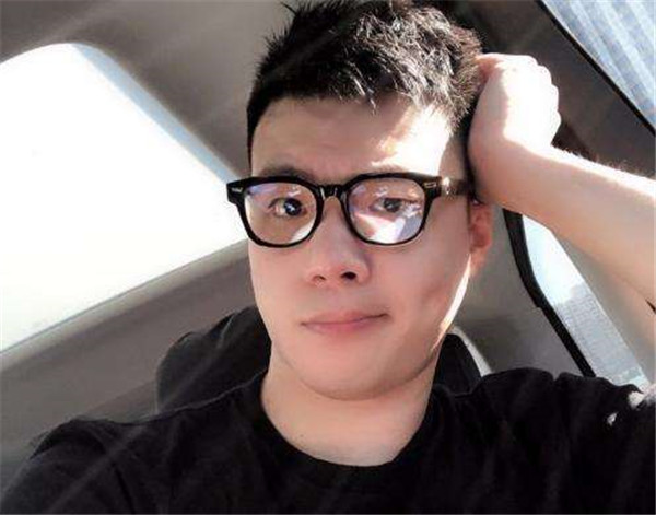 ������ְ���˭ �ѹ���������Ȧ��һֱ���µ�����