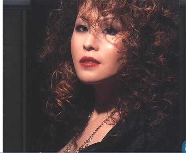 ���������Ϲ���˭�м������� �����۾�û��ʱ����Ƭ������ô����