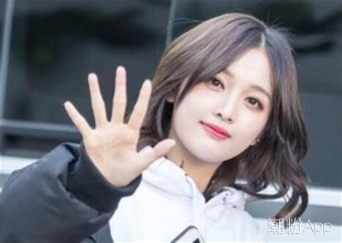 宇宙少女吴宣仪海南富婆啥意思家里有钱是富二代 黑历史出道前照