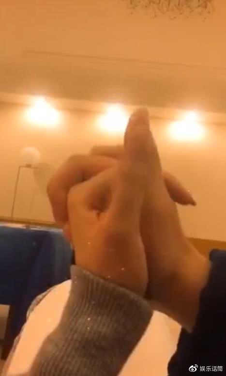 ��С贳��˼��ι����ں�˭��һ�� pgone��С�δ��������Ƭ����