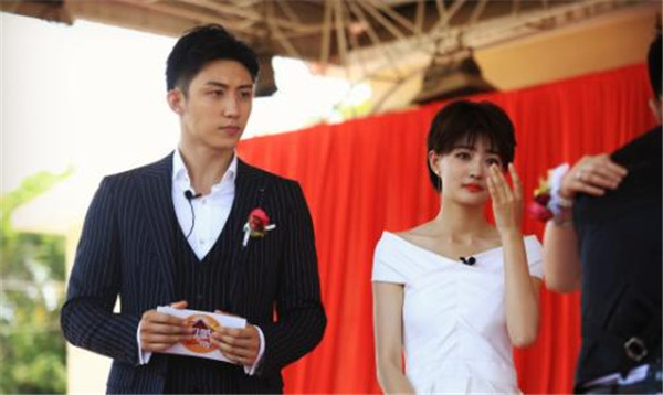 �ƾ���ǲ���ϲ�������ʵ����һ���� �ƾ�褸����ϵЬ�����а�