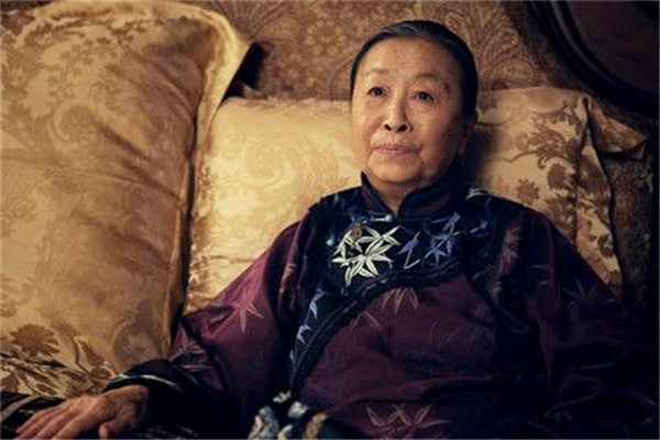 ���ٻ����Ϲ���˭ ��Ա���ٻ����Ϲ���Ƭ�ع�