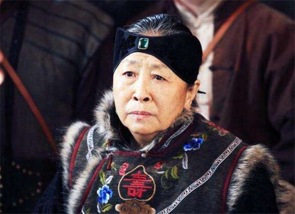 ���ٻ����Ϲ���˭ ��Ա���ٻ����Ϲ���Ƭ�ع�