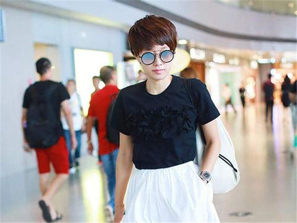 �����P˽����Ʒ��ô����ʲô�Ը���� �����P����Ȧ�����㲻��