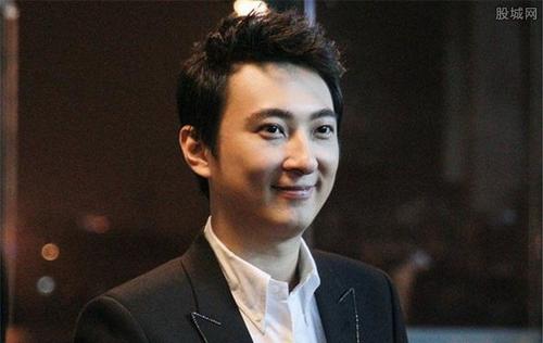 ��˼��ǰŮ����ٻ��״��˭�������Ϲ���Ƭ ��˼��Ϊʲô��Ҫ��ٻ