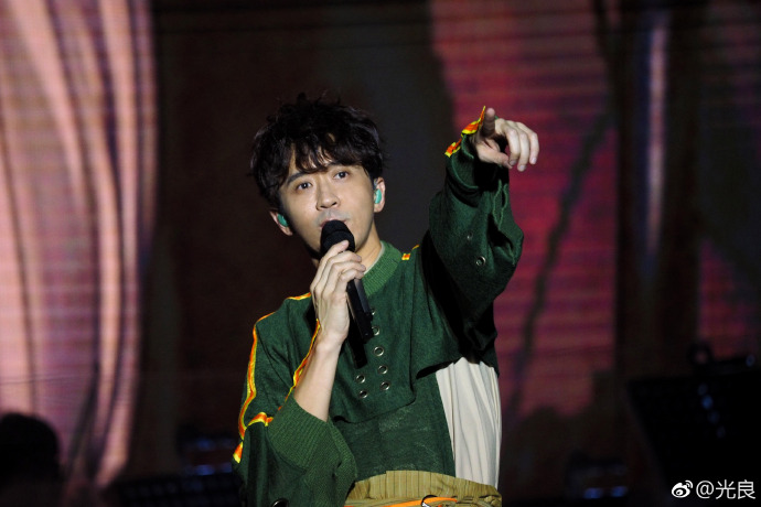 �����������������˭���� �������Ƕ�����������ô�ϳ�������