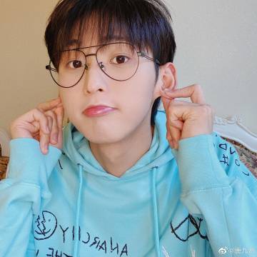 �ƾ���Ϊʲô��jojo ����3�ƾ��޶��������ϼ��Ů������˭