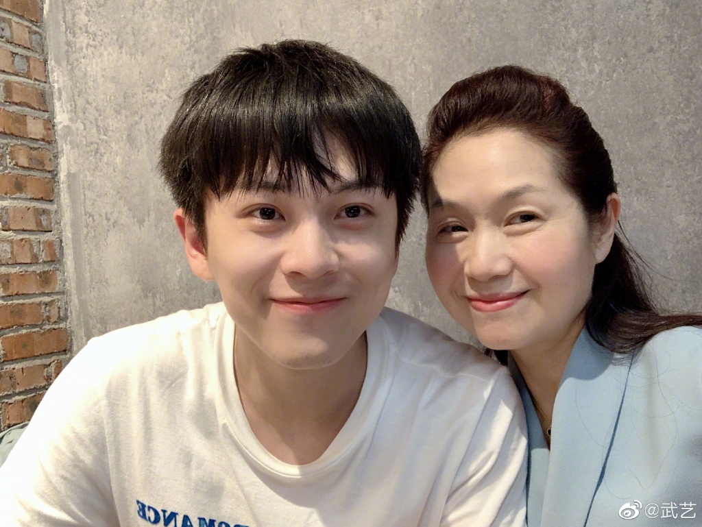 ��������Ů�����ع���˭�� ����Ϊʲô������˼�ͥ��������Ǯ