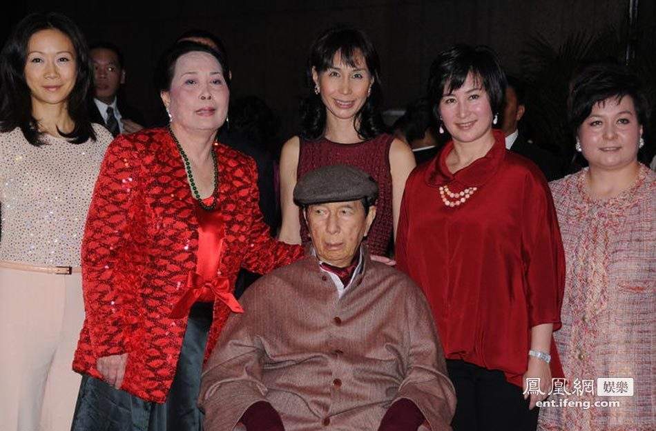 �κ�����ĸ����ŷֱ���˭˭������ �κ��Ϊʲô����Ȣ�ĸ�����