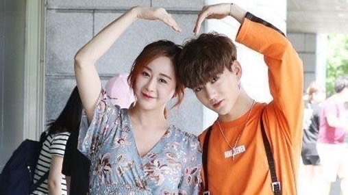 �������Ϲ����Ǹ������� �»����������Ǯ��ĸ�����Ǹ�ʲô��