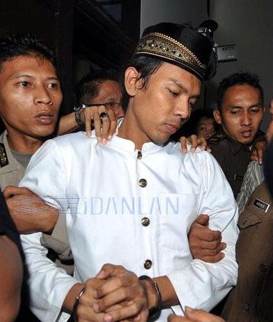 ӡ��ͬ־ɱ�˿����֫��11���ײ���ϸ���� �����̻���Ц��ô���