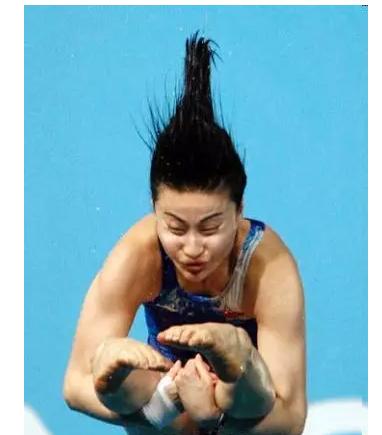 Ů��ˮ�˶�Ա����ͼƬ ����ˮ�˶�ԱӾ������ͼ