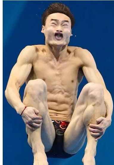 Ů��ˮ�˶�Ա����ͼƬ ����ˮ�˶�ԱӾ������ͼ