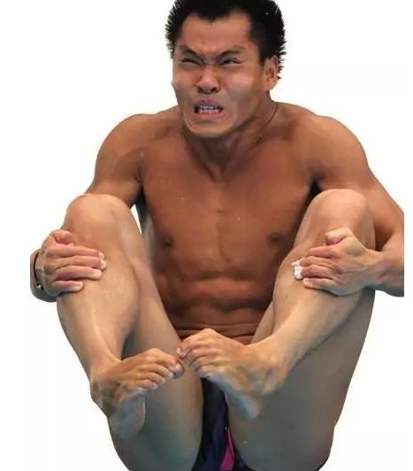 Ů��ˮ�˶�Ա����ͼƬ ����ˮ�˶�ԱӾ������ͼ