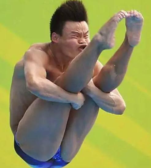 Ů��ˮ�˶�Ա����ͼƬ ����ˮ�˶�ԱӾ������ͼ