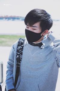 ����ǧ���˳���������ԭ������ ����ǧ��̸����������״˭��